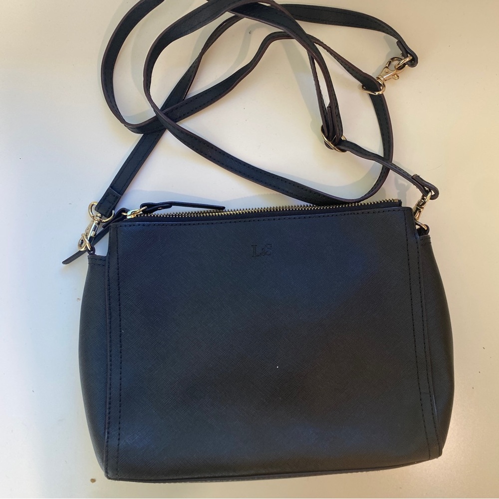 Lo & Sons The Pearl Crossbody Bag in Black Saffiano/Gray/Gold